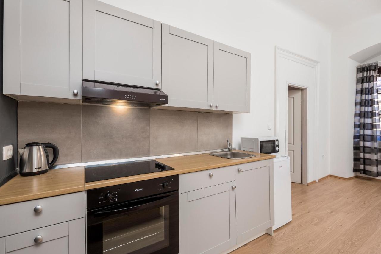 Apartment Doris Rijeka Exteriör bild